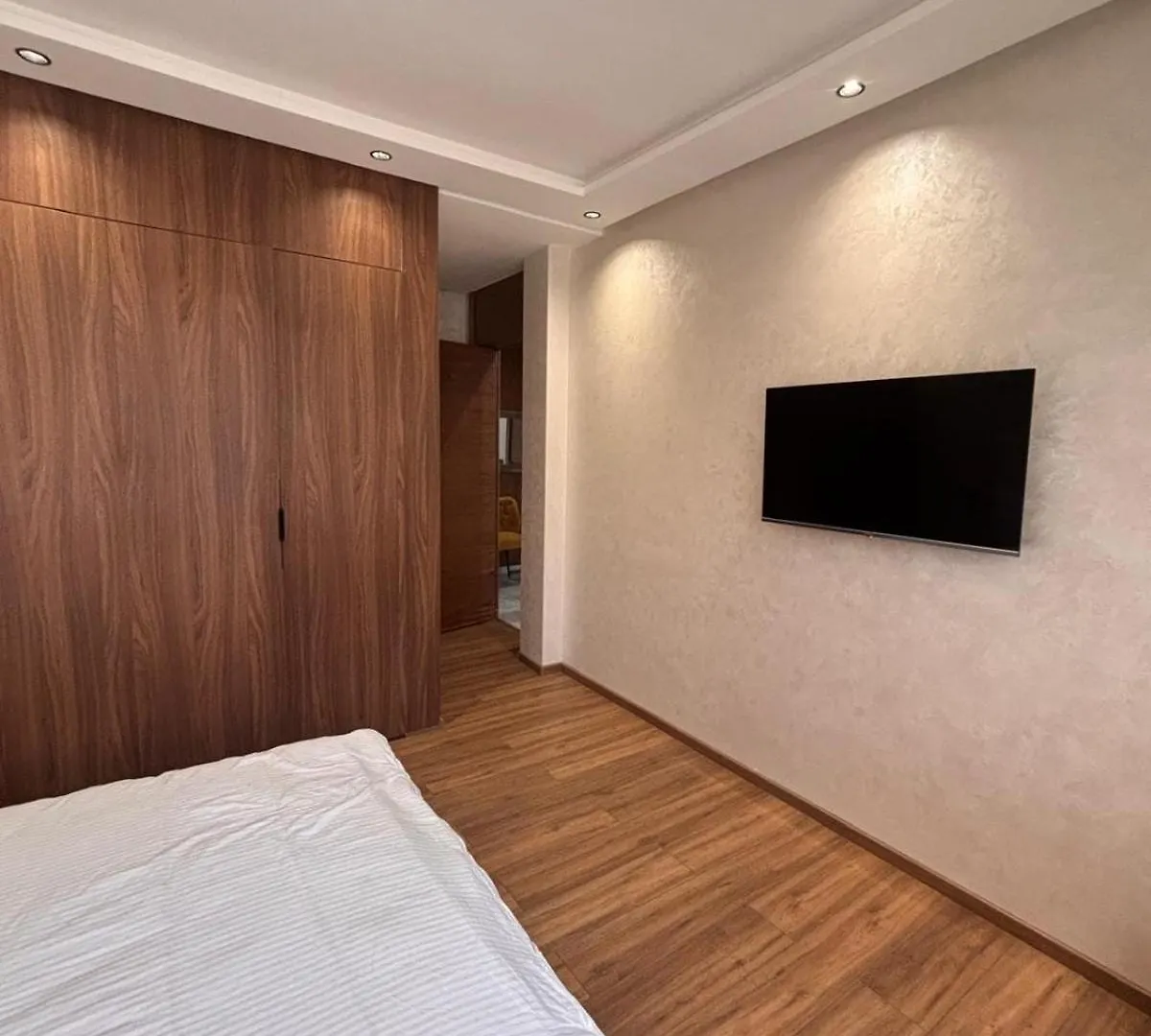 Вилла Sumptuous Family Villa, Pool, 4 Suites Марракеш